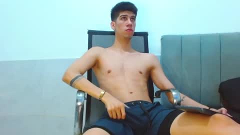 Snapshot of jhony_sex3 chatting on April 30, 7:58 am jhony_sex3 online show from April 30, 7:58 am