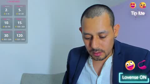 Jhony Alzate online show from December 14, 10:13 am