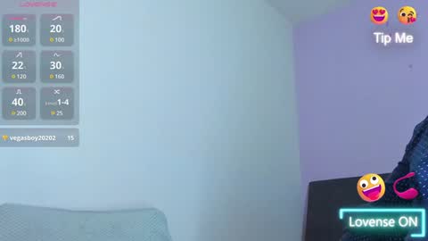 Jhony Alzate online show from December 18, 7:58 am