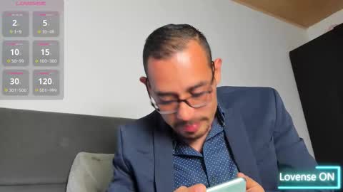 Jhony Alzate online show from February 28, 4:02 am