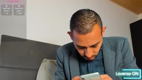 Jhony Alzate online show from March 1, 2:02 am