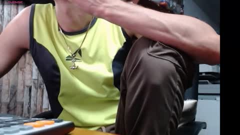 jhosuamoore2 online show from January 10, 12:45 am