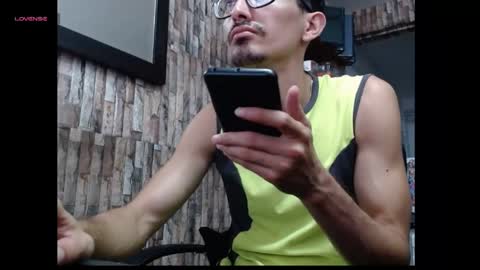 jhosuamoore2 online show from May 24, 12:10 pm