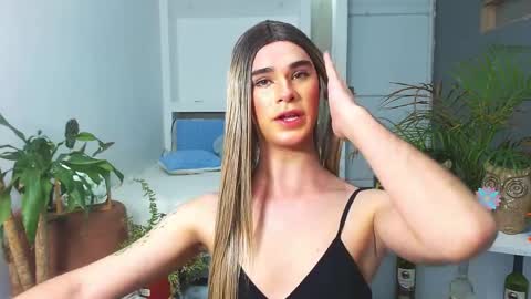 Jhuan Nhez online show from April 7, 2:12 am