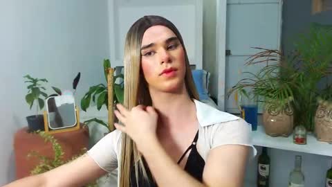 Jhuan Nhez online show from April 10, 12:16 am