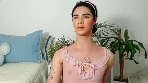 Jhuan Nhez online show from May 15, 2:07 am