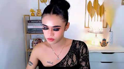 julie online show from December 29, 6:56 am