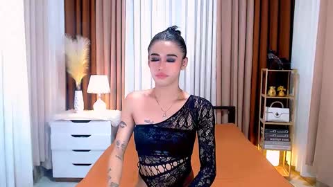 julie online show from January 10, 5:26 am