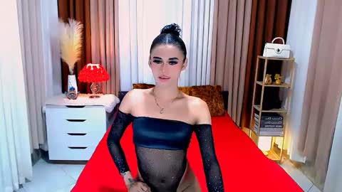 julie online show from February 2, 12:30 am