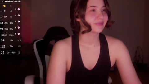 jia_lisaa online show from May 1, 1:59 pm