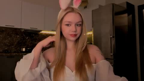 Snapshot of jiaalisaa chatting on April 10, 11:09 pm Lisa I would really appreciate it if you could help me achieve 88 thumbs up favorite patterns 38457588 online show from April 10, 11:09 pm