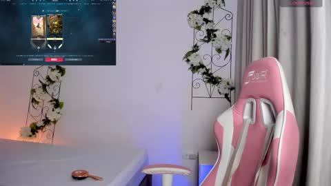 Jiggly online show from September 10, 2:00 am