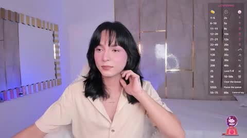 Jiggly online show from March 25, 4:51 am