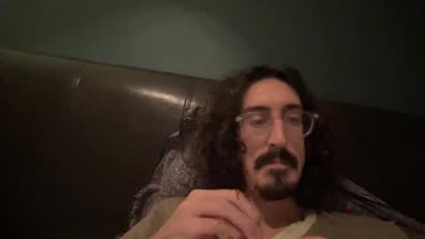 Snapshot of jiggz1986 chatting on December 22, 10:25 pm Jigz1986 online show from December 22, 10:25 pm