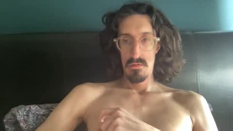 Snapshot of jiggz1986 chatting on January 14, 10:38 am Jigz1986 online show from January 14, 10:38 am