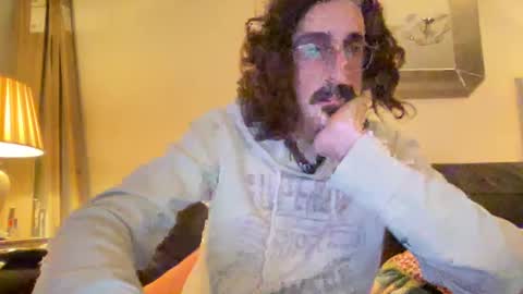 Snapshot of jiggz1986 chatting on February 25, 9:02 pm Jigz1986 online show from February 25, 9:02 pm