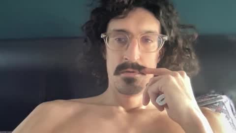 Snapshot of jiggz1986 chatting on February 24, 12:36 pm Jigz1986 online show from February 24, 12:36 pm