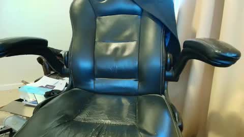 jim74122 online show from February 3, 1:48 am