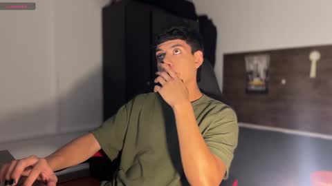 jim_dancer online show from December 19, 8:55 pm