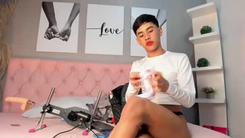 Jim  online show from September 19, 2:24 am