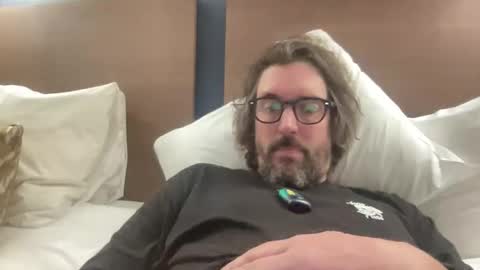 Snapshot of jimboo400 chatting on October 29, 8:32 pm jimboo400 online show from October 29, 8:32 pm