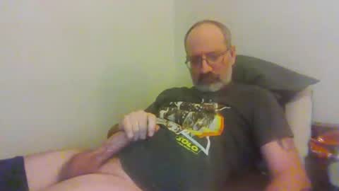 Snapshot of jimmielove2046 chatting on January 17, 6:51 am jimmielove2046 online show from January 17, 6:51 am