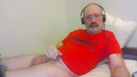 Snapshot of jimmielove2046 chatting on March 29, 5:07 am jimmielove2046 online show from March 29, 5:07 am