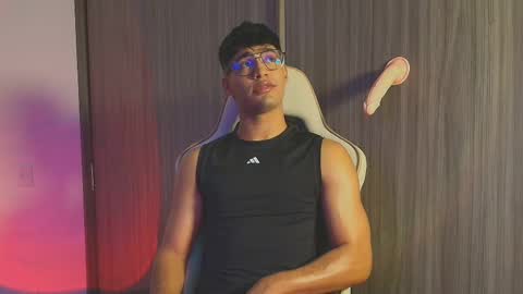 Jimmy Leeh online show from October 26, 3:12 am