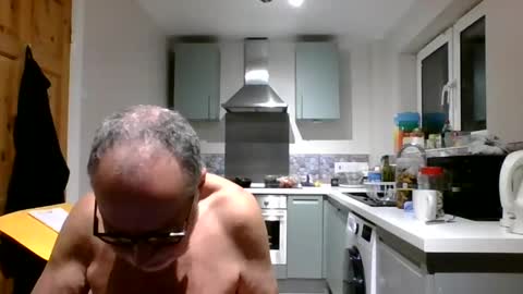 Snapshot of jimmybenido chatting on December 3, 5:45 pm Jim Redgewell online show from December 3, 5:45 pm