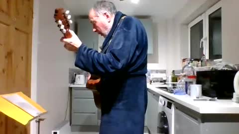 Snapshot of jimmybenido chatting on December 8, 5:33 pm Jim Redgewell online show from December 8, 5:33 pm