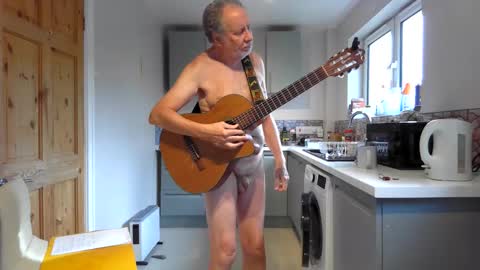 Snapshot of jimmybenido chatting on September 9, 4:06 pm Jim Redgewell online show from September 9, 4:06 pm