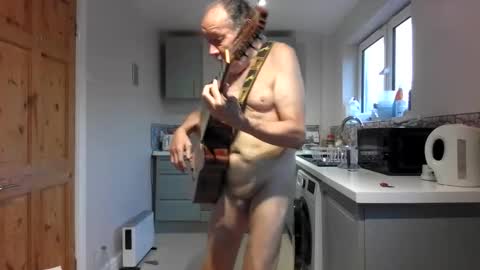 Snapshot of jimmybenido chatting on October 1, 5:08 pm Jim Redgewell online show from October 1, 5:08 pm