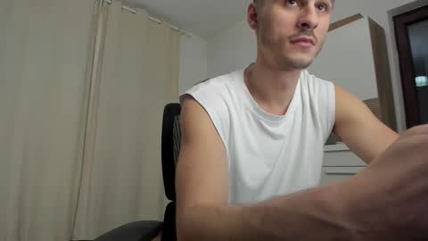 Snapshot of jimmys_style chatting on September 26, 7:07 pm AlphaJimmy online show from September 26, 7:07 pm