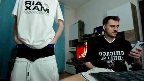 AlphaJimmy online show from March 22, 5:16 pm