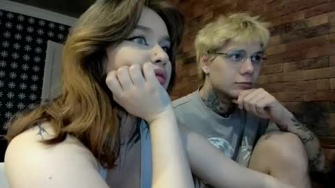 Snapshot of jimmyy_chooo chatting on May 24, 4:56 pm jimmyy_chooo online show from May 24, 4:56 pm