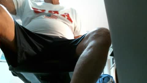 Snapshot of jimsundies chatting on July 22, 2:58 am jimwellhung online show from July 22, 2:58 am