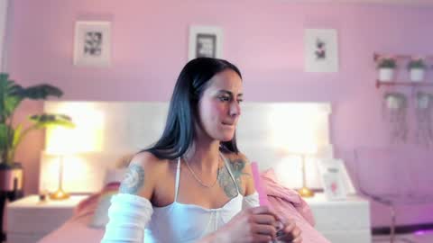 Jinx  online show from January 9, 8:33 pm