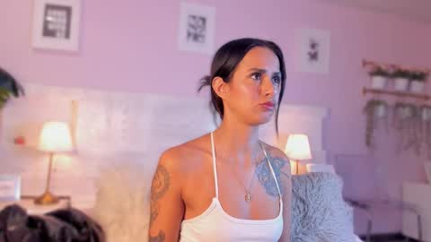 Jinx  online show from November 25, 2:06 pm