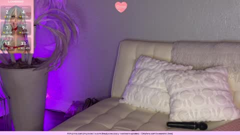 jinxy loves online show from March 30, 2:01 am