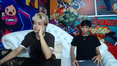 Snapshot of jisus_cat chatting on September 12, 11:54 am Jisus online show from September 12, 11:54 am