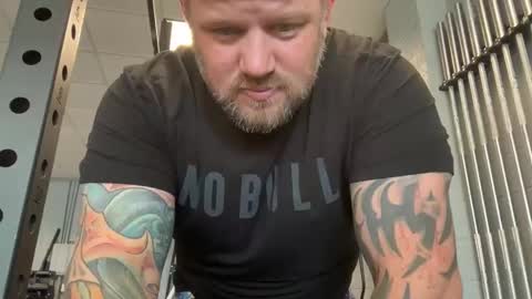 jitzgolfer online show from November 26, 2:07 pm