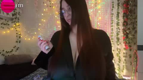 Ister online show from September 11, 1:11 pm