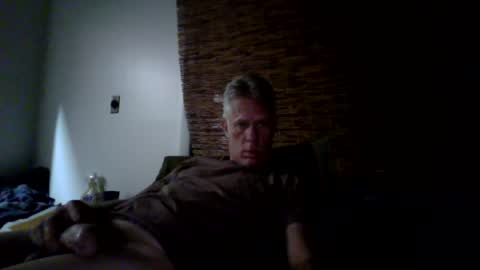 jizzmitten5 online show from July 20, 6:06 am