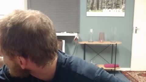 JamesJan van Rebel online show from October 31, 5:14 pm