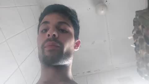 Snapshot of jjj963733 chatting on March 14, 10:42 am jjj963733 online show from March 14, 10:42 am