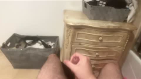 Jjjerkingit online show from May 21, 1:56 am