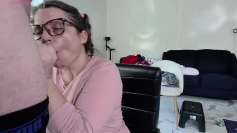 Nicole  Allen online show from September 9, 11:04 pm