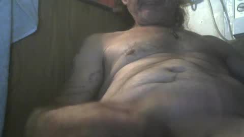 Snapshot of jjkenney69 chatting on May 30, 9:06 am camandplay online show from May 30, 9:06 am