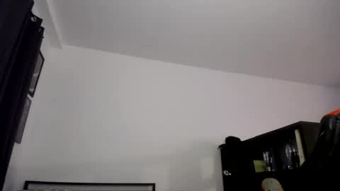 jld0125 online show from October 19, 8:15 am