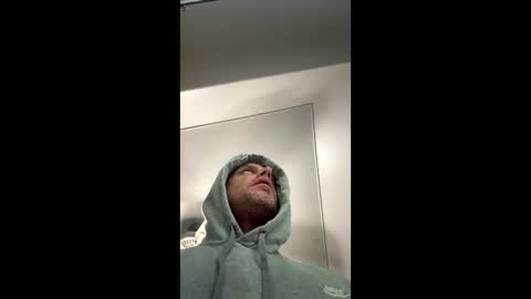 Snapshot of jlovindemsm chatting on September 15, 6:35 am Jimmy online show from September 15, 6:35 am